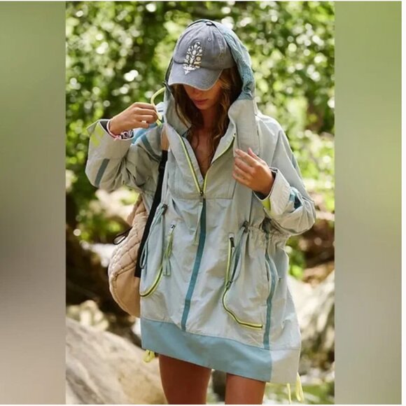 Free People NWT Peace Out Backpack Parachute Parka Windbreaker Jacket size M/L - Picture 1 of 10
